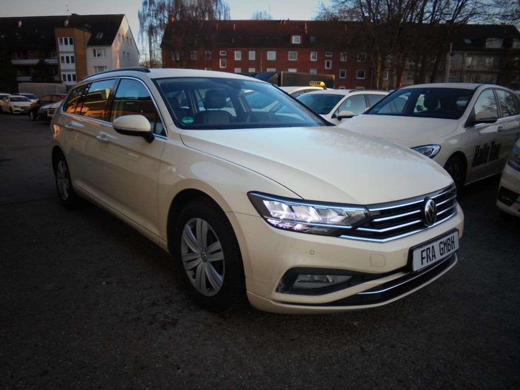 Bild des Angebotes Volkswagen Passat Variant 2,0 TDI Navi PDC