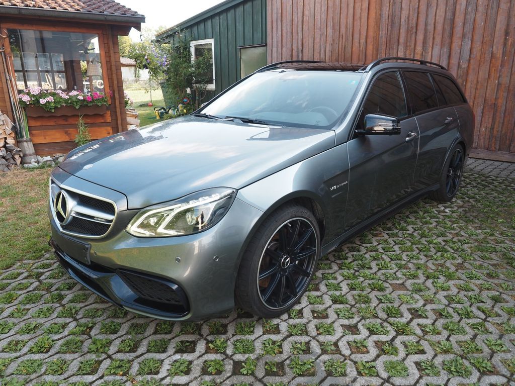 Bild des Angebotes Mercedes-Benz E 63 AMG E 63 T 4MATIC Avantgarde