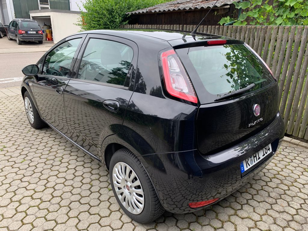 Bild des Angebotes Fiat Punto 1.2 8V POP  Getriebe, Kupplung + TÜV neu