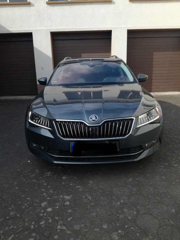 Bild des Angebotes Skoda Superb 2.0 TSI 162kW DSG L&K Combi L&K