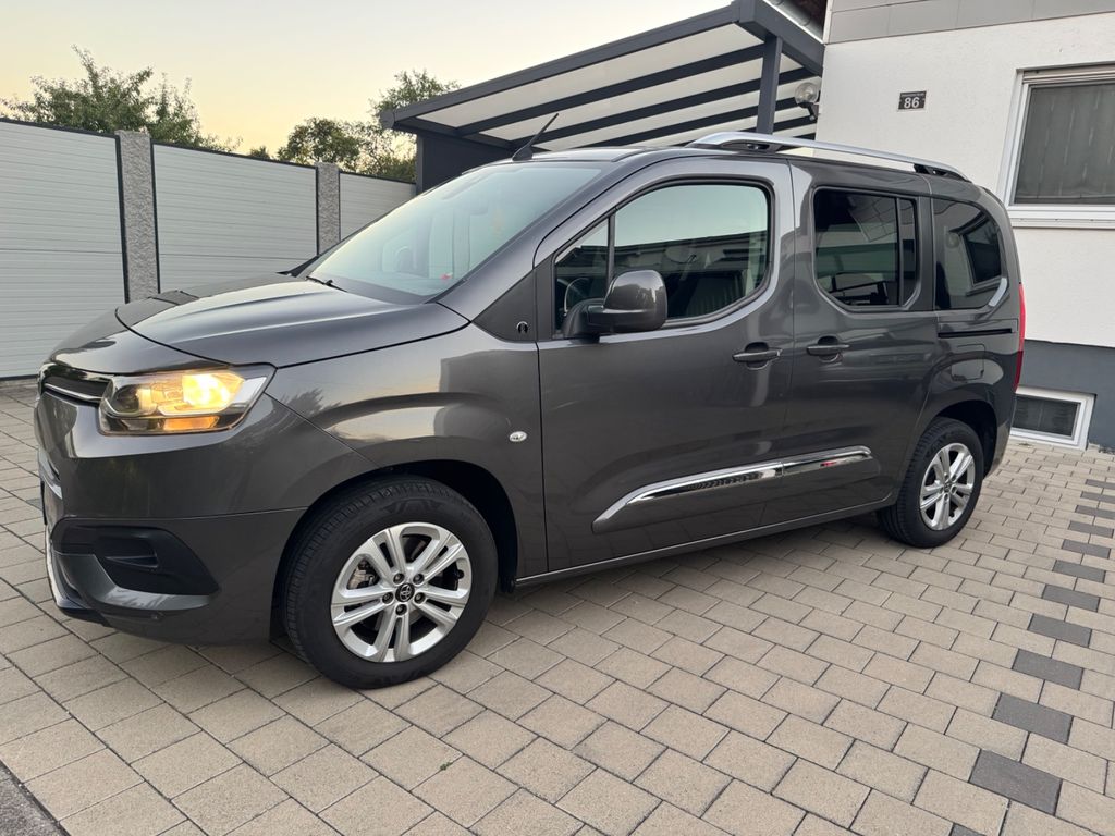 Bild des Angebotes Toyota Proace City (Verso) 1,5-l-D-4D 96kW L1 Team ...