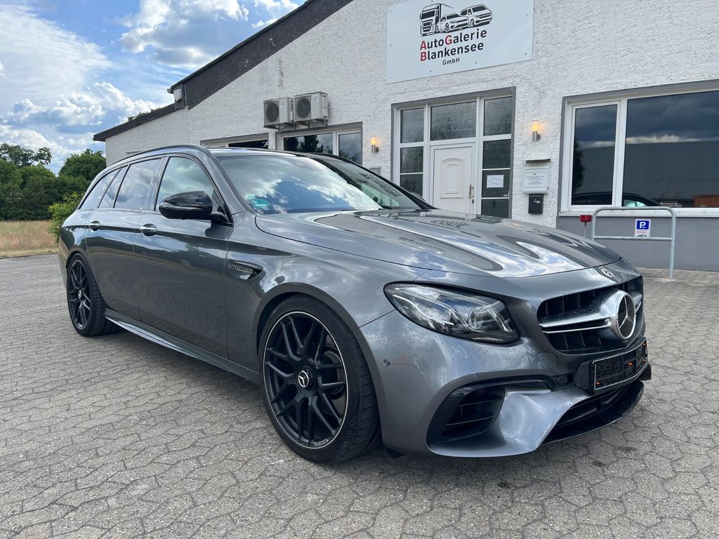 Bild des Angebotes Mercedes-Benz E 63 AMG T 4Matic+ ACC*HUD*NightPaket*Pano*360°