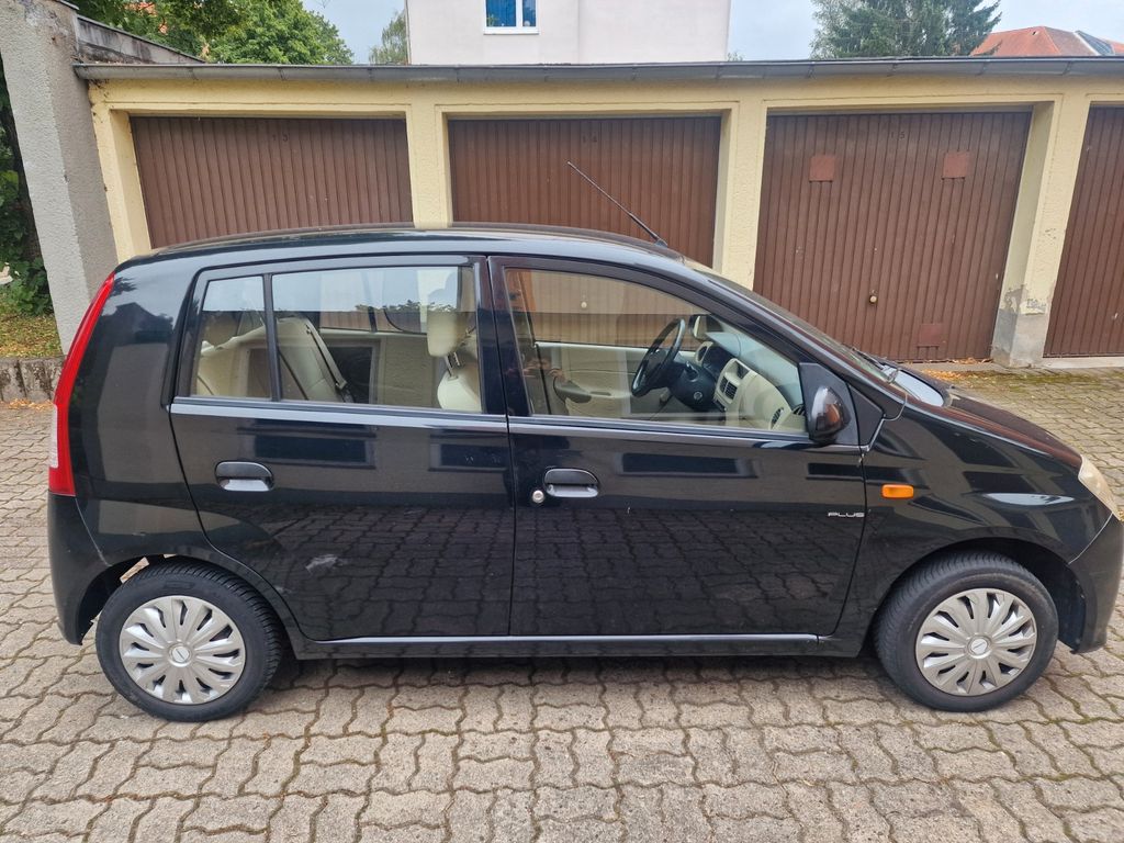 Bild des Angebotes Daihatsu Cuore 1.0 Plus Plus