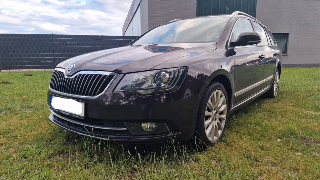 Bild des Angebotes Skoda Superb 2.0 TSI DSG Elegance Combi Elegance