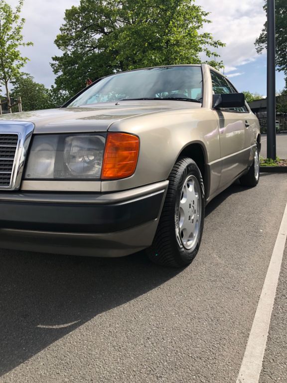 Bild des Angebotes Mercedes-Benz 230 ce Automatik