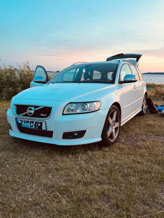 Bild des Angebotes Volvo V50 D2 R-Design Pro Edition