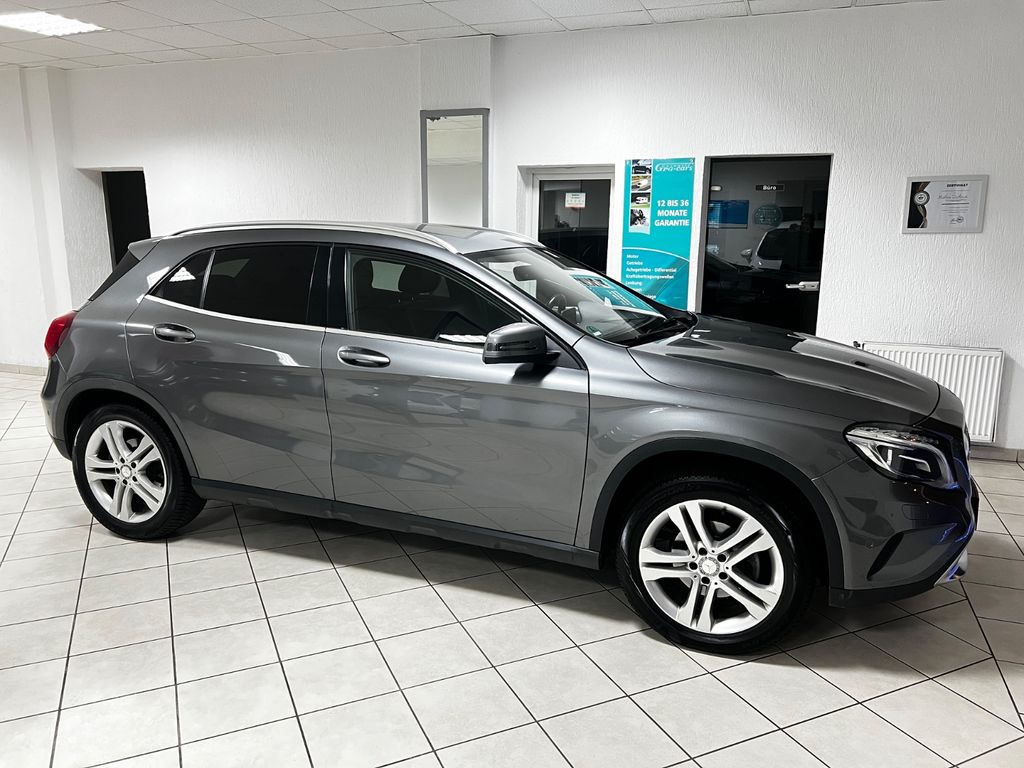 Bild des Angebotes Mercedes-Benz GLA 200 AUTOMATIK COMAND LEDER ILS R.KAMERA