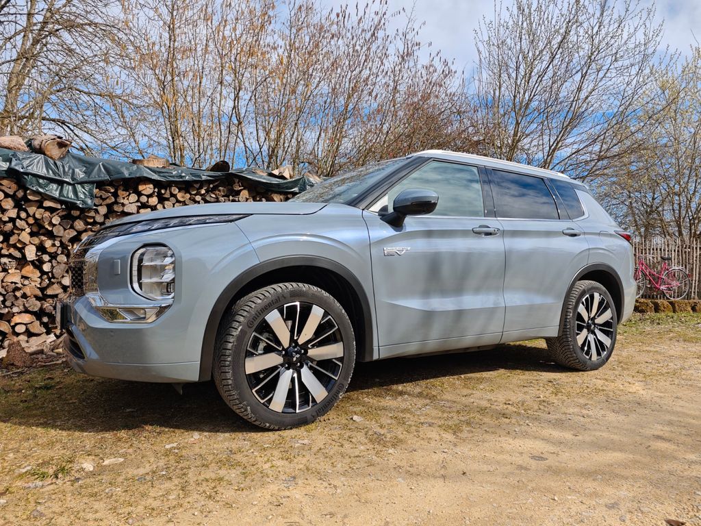 Bild des Angebotes Mitsubishi Outlander 2.4 PHEV 4WD Top