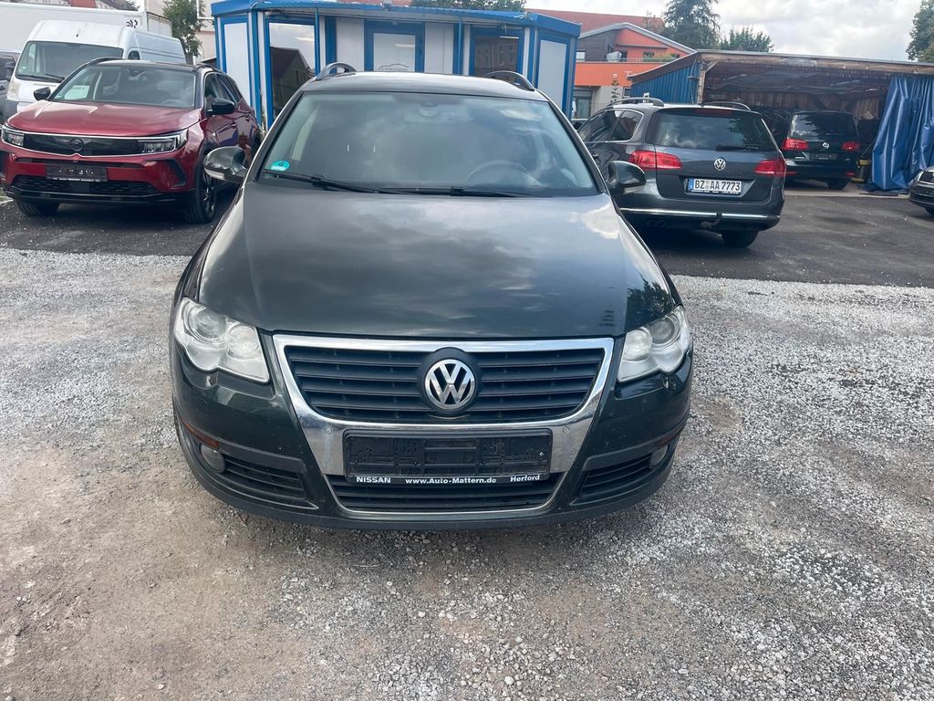 Bild des Angebotes Volkswagen Passat Variant Trendline 4Motion