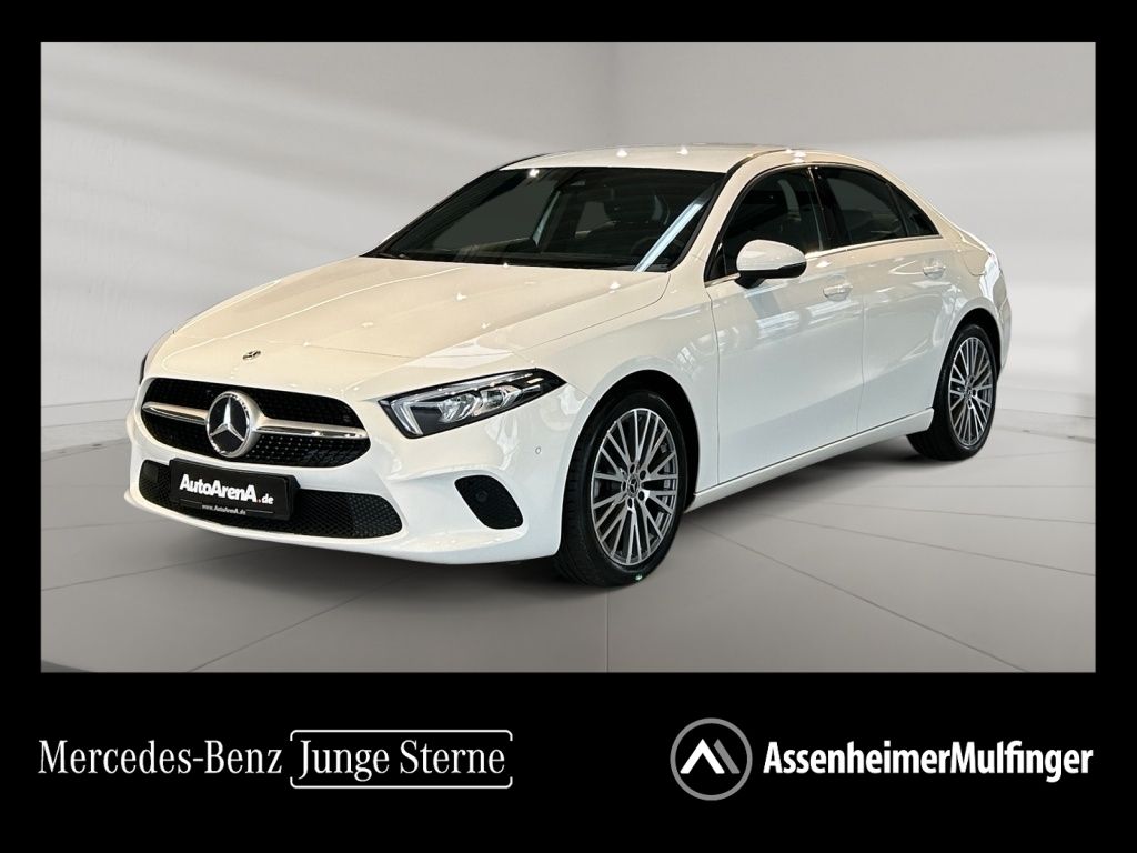 Bild des Angebotes Mercedes-Benz A 180 d Limousine Style MBUX+Style+LED+PTS+SHZ
