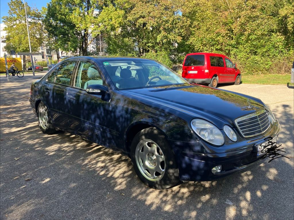 Bild des Angebotes Mercedes-Benz E240