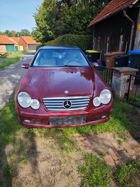 Mercedes-Benz C 180 Elegance