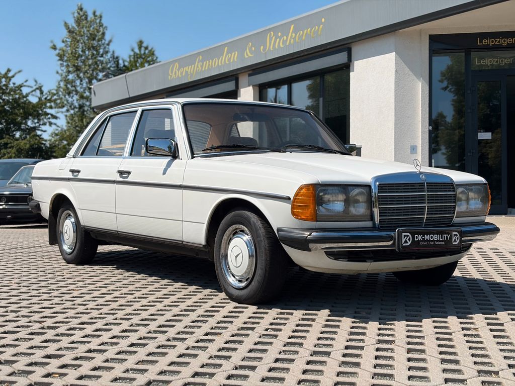 Bild des Angebotes Mercedes-Benz 200 W123 H-Kennzeichen Classic Data