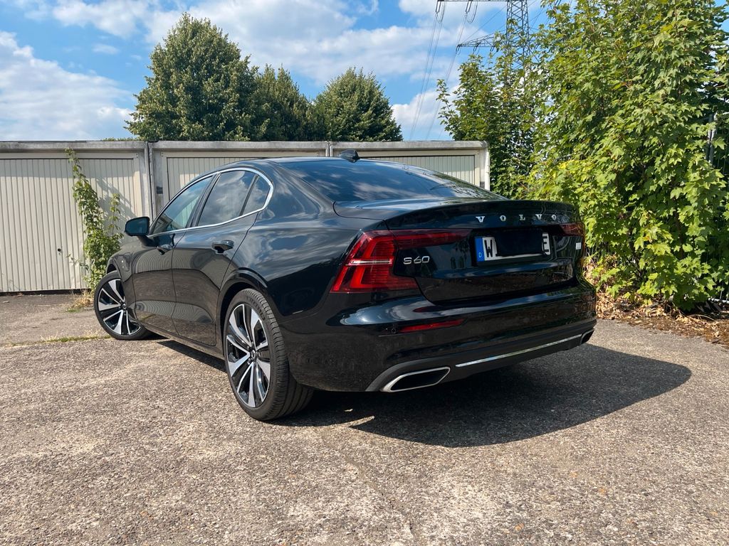 Bild des Angebotes Volvo S60 T8 Recharge AWDGeartronic Inscription, 30tkm