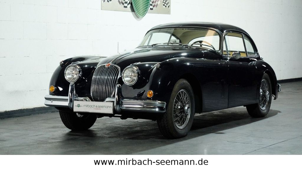 Bild des Angebotes Jaguar XK 150 FHC mit Schiebedach und 5-Gang-Getriebe!