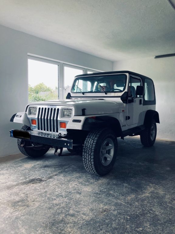 Jeep Wrangler YJ