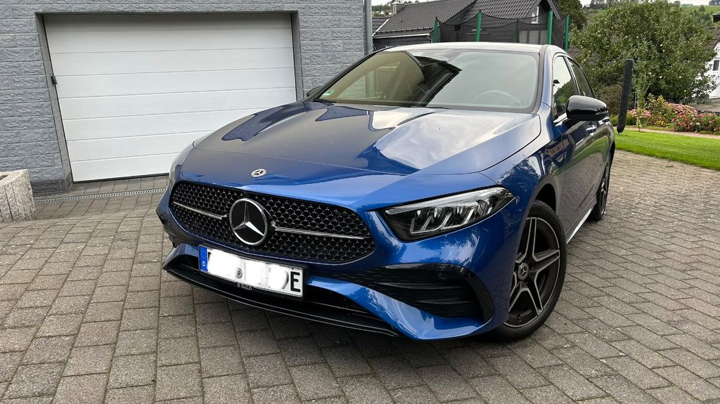 Bild des Angebotes Mercedes-Benz A 250 e Plug-in-Hybrid DCT AMG / Top Zustand