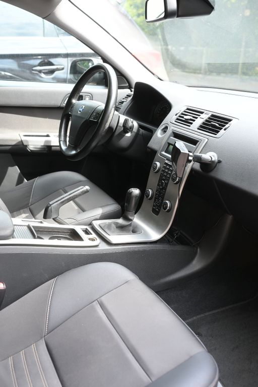 Bild des Angebotes Volvo S40 1.8 Momentum Momentum