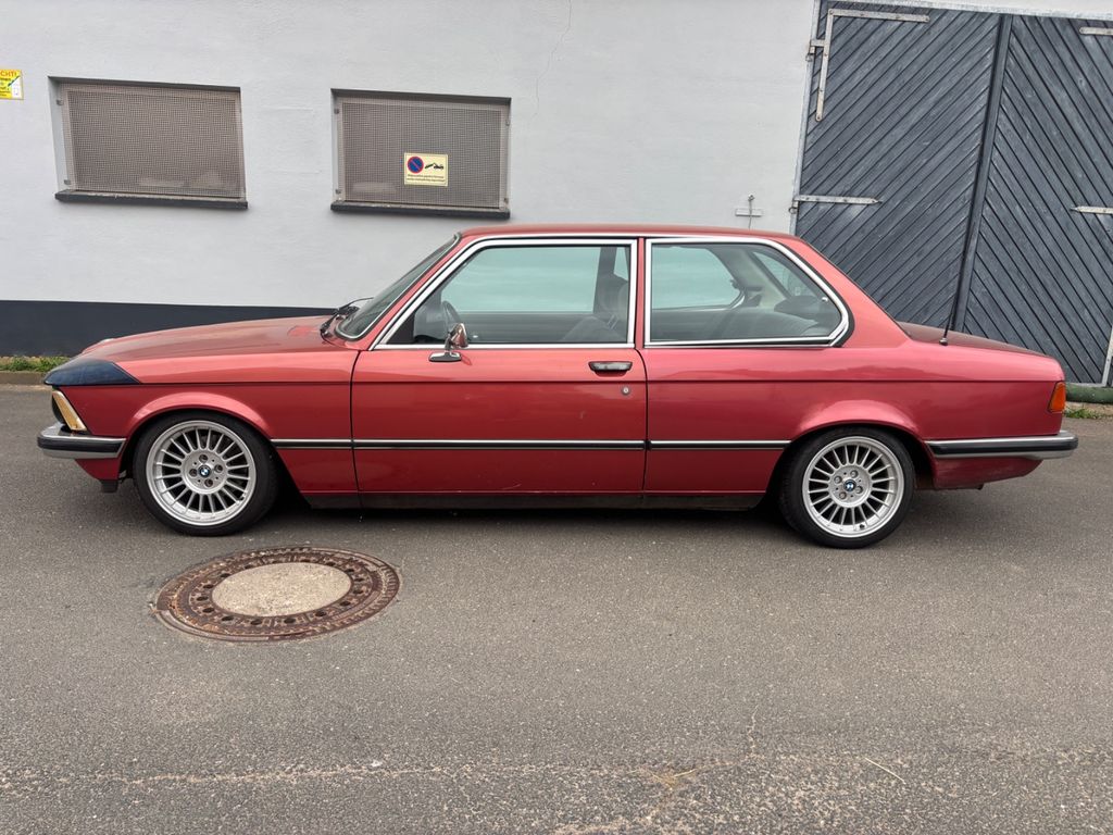 BMW 318 E21 VFL 1. Hand / vieles NEU