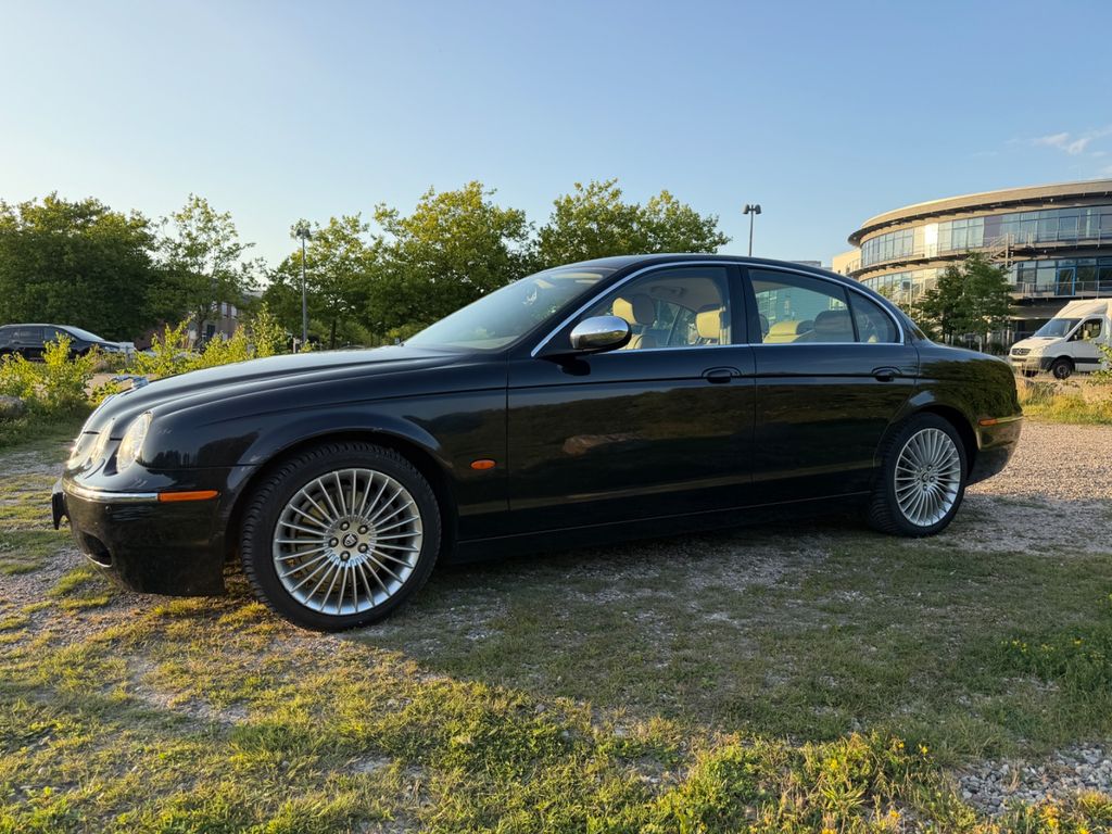 Jaguar S-Type 2.7 Liter V6 Diesel Executive Executive