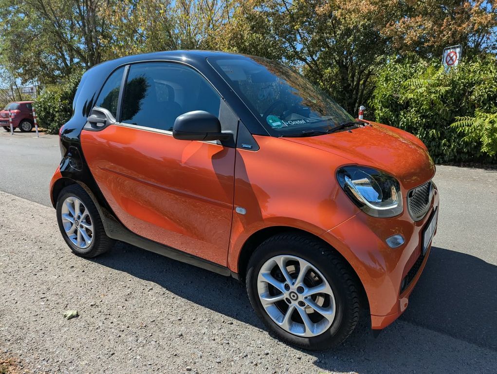 Bild des Angebotes Smart ForTwo coupé 1.0 52kW -TÜV neu, Panoramadach