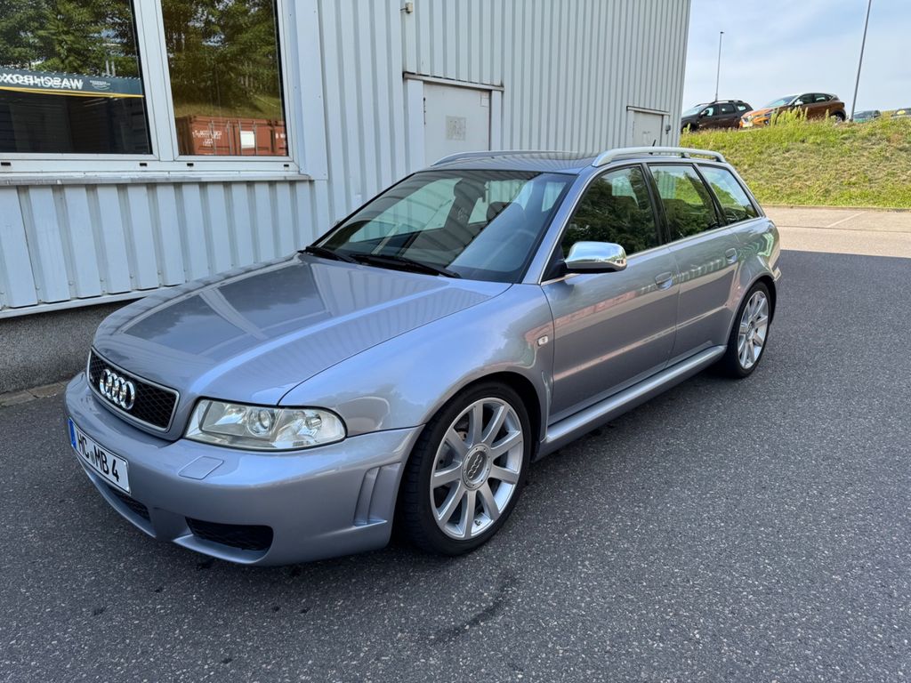 Audi RS4 B5 AVANT Top Zustand/ scheckheftgepflegt