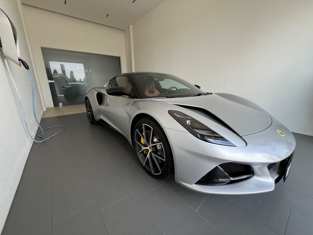 Bild des Angebotes Lotus Emira V6 FE Man. Tour 1250km neuwertig