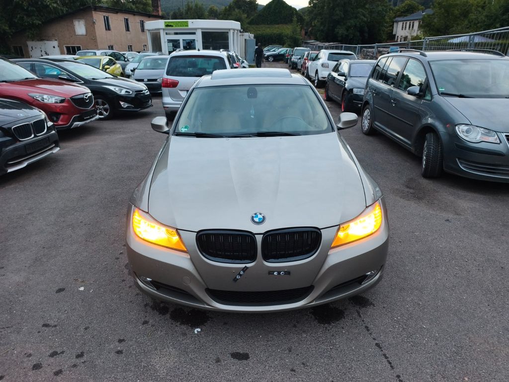 Bild des Angebotes BMW 328i Modern Line Automatik Leder Schiebedach