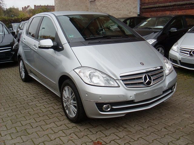 Bild des Angebotes Mercedes-Benz A 170 Elegance Automatik Anhängerkupplung