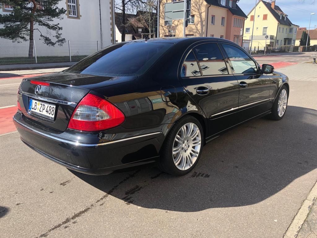 Bild des Angebotes Mercedes-Benz E 200 KOMPRESSOR AVANTGARDE