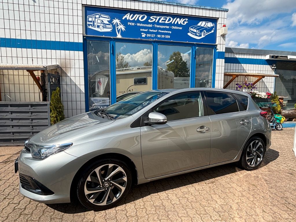 Bild des Angebotes Toyota Auris Design Edition Navi AHK Tüv NEU
