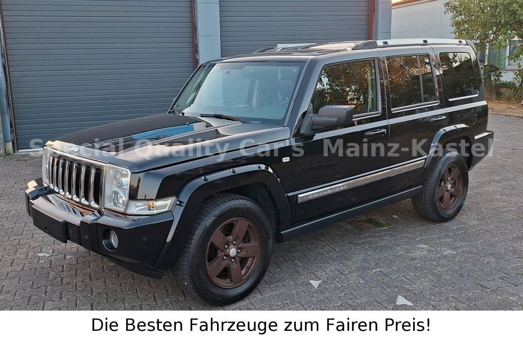 Bild des Angebotes Jeep Commander 3.0 CRD AUTOMATIK 7-SITZER 4X4 AHK TÜV