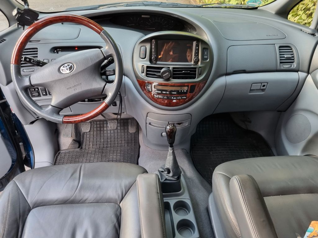 Toyota Previa 2.0 D-D4 linea sol 6STR linea sol