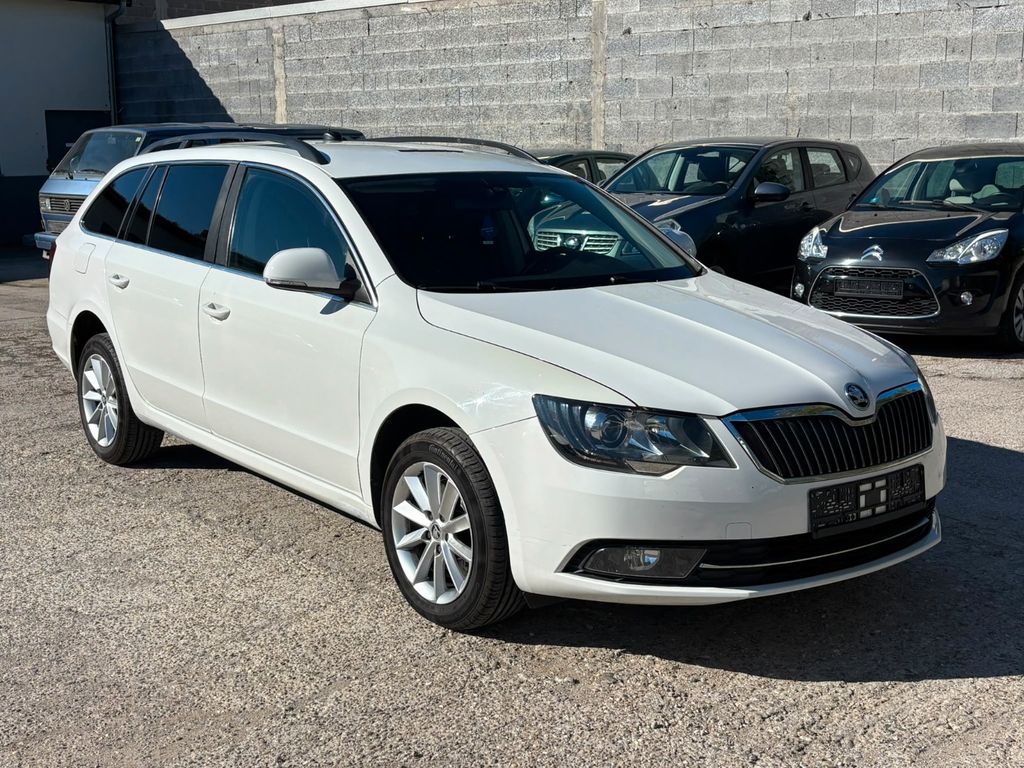 Bild des Angebotes Skoda Superb 2.0TDI 4x4 Automatik 2.Hand Tüv 06-27