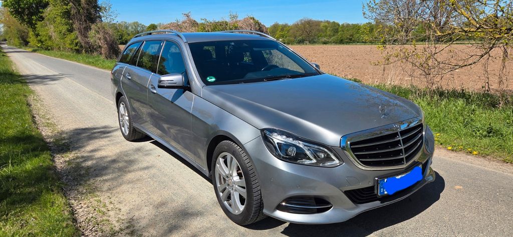 Bild des Angebotes Mercedes-Benz S212 Kombi Scheckheft gepflegt