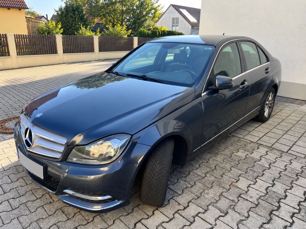 Bild des Angebotes Mercedes-Benz C 180 BlueEFFICIENCY Classic