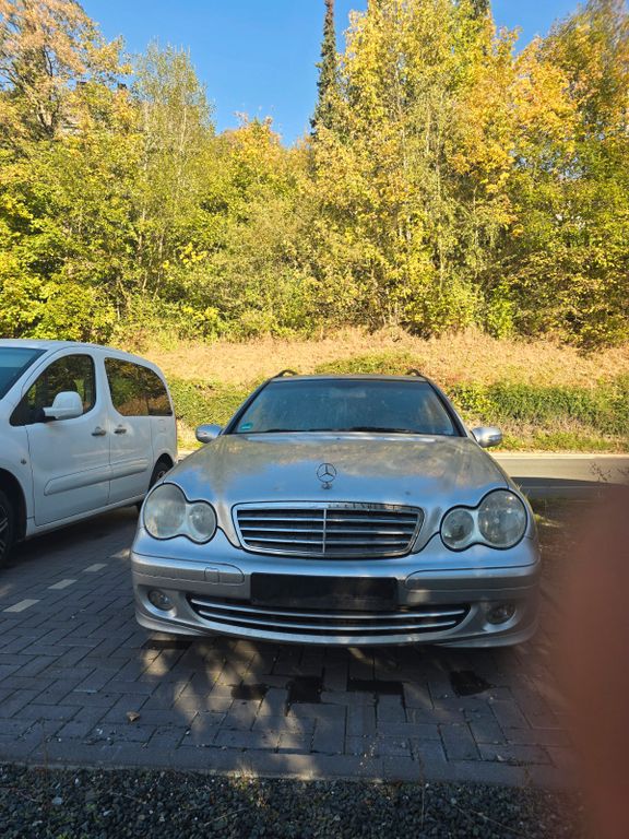 Bild des Angebotes Mercedes-Benz CE 200 Rostfrei