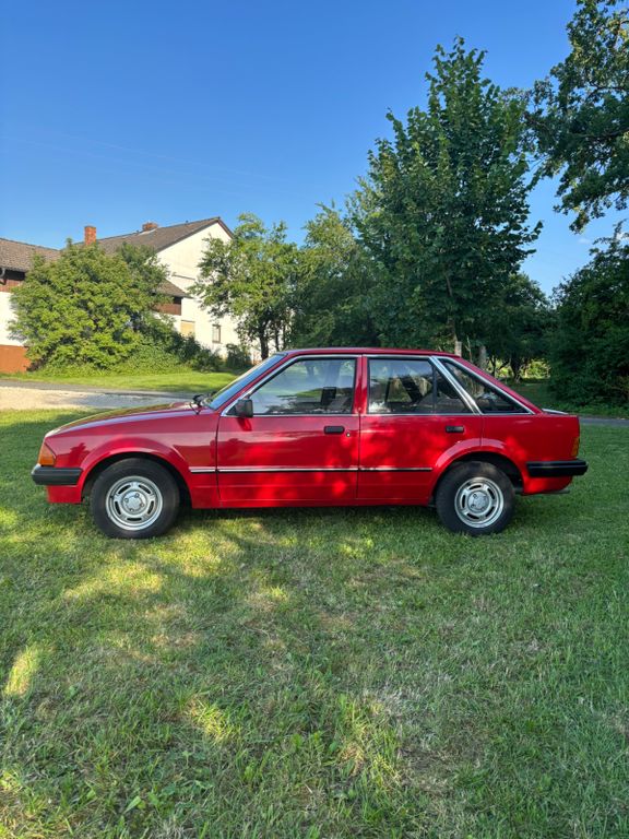 Ford Escort Automatik Oldtimer