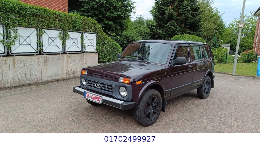 Bild des Angebotes Lada Niva Urban 4x4 1.Hand 5-Türer TÜV 04/2027