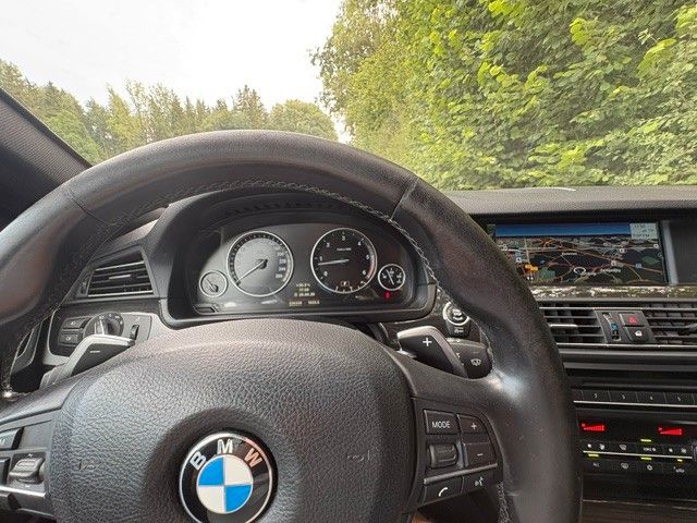 Bild des Angebotes BMW 530d xDrive Touring - AHK_Pano_Bus-Navi_Leder