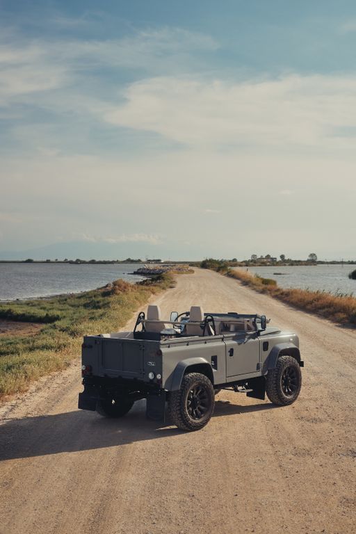 Bild des Angebotes Land Rover Defender 3.5 Orig. ab Werk V8 Restauriert