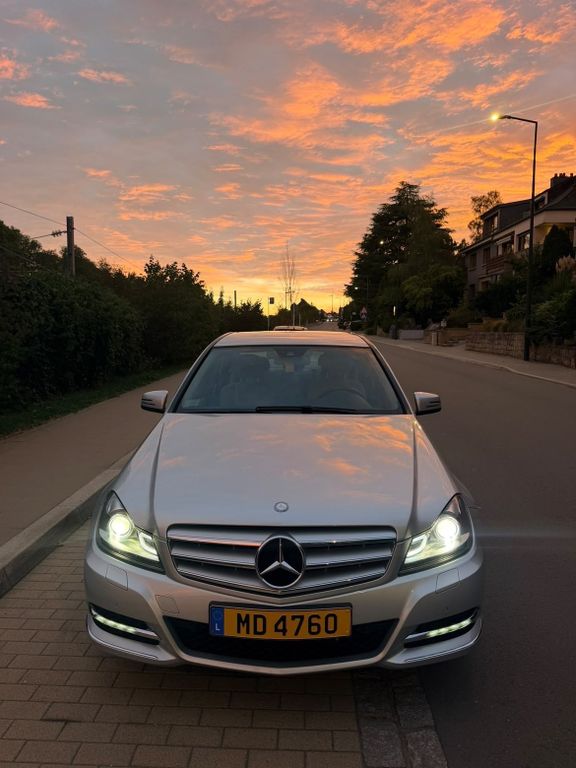Bild des Angebotes Mercedes-Benz 350