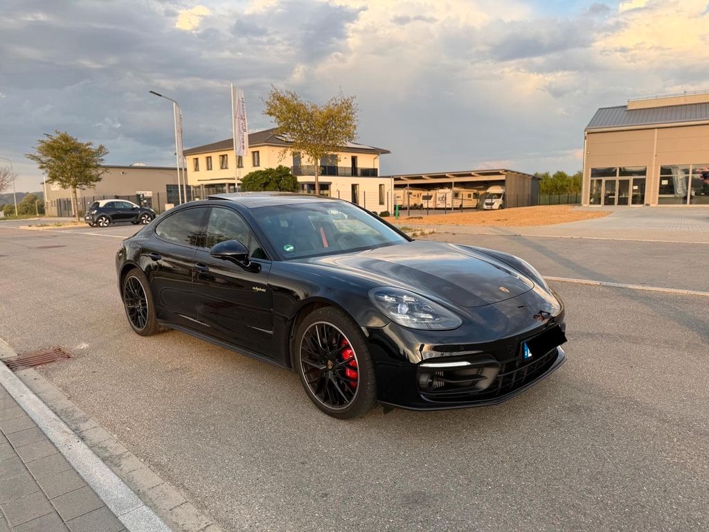 Bild des Angebotes Porsche Panamera 4S E-Hybrid Pano Head-Up Garantie