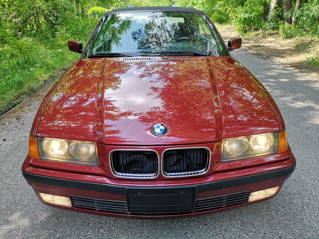 Bild des Angebotes BMW 328i Cabrio