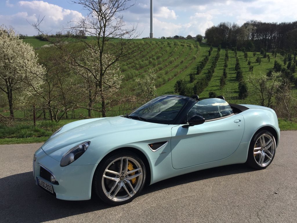 Bild des Angebotes Alfa Romeo 8C