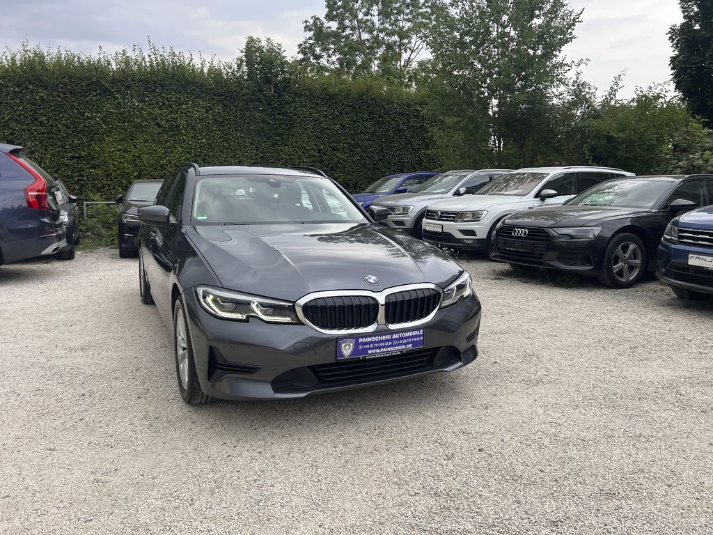 Bild des Angebotes BMW 320 d xDrive Advantage LASER+TOTWINKEL+SPURAS.