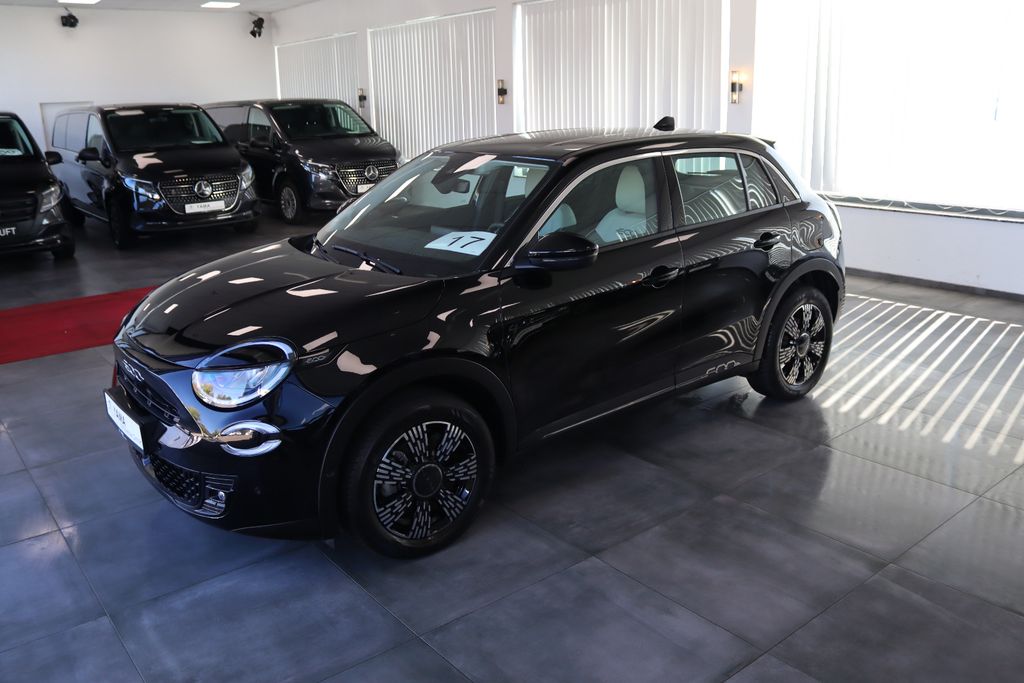 Bild des Angebotes Fiat 600 1.2 Hybrid Basis  * 1.HAND *