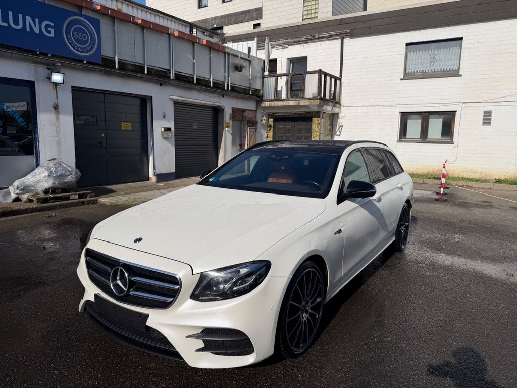 Bild des Angebotes Mercedes-Benz E400 4Matic*PANO*360kam*AHK*333PS*AMG*Widescreen