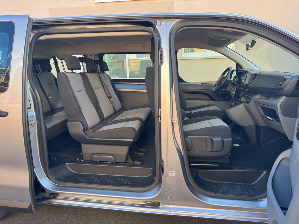 Bild des Angebotes Peugeot Expert Traveller L2 8Sitzer 2xPDC+NAVI+Tempomat