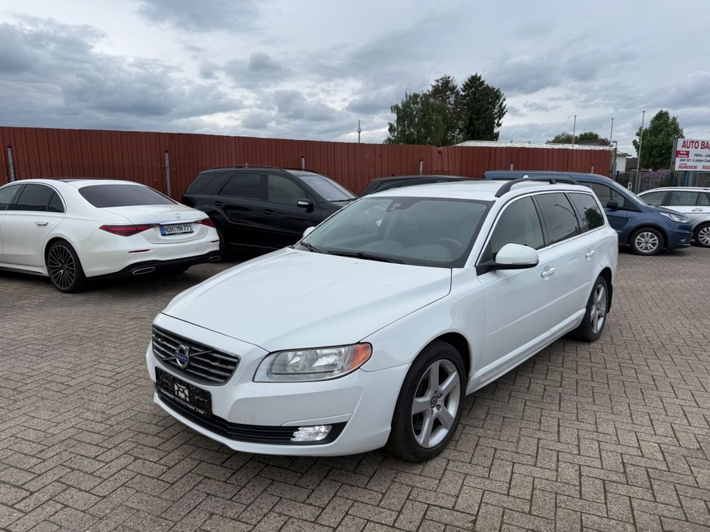 Bild des Angebotes Volvo V70 Kombi Kinetic